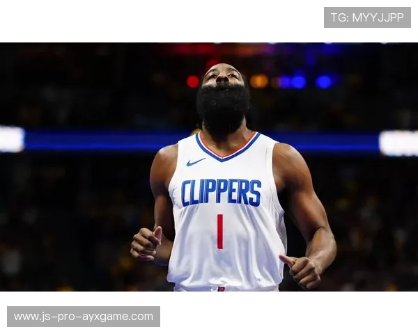 哈登三双难救五连败，火箭队的低谷期何时才能终结？